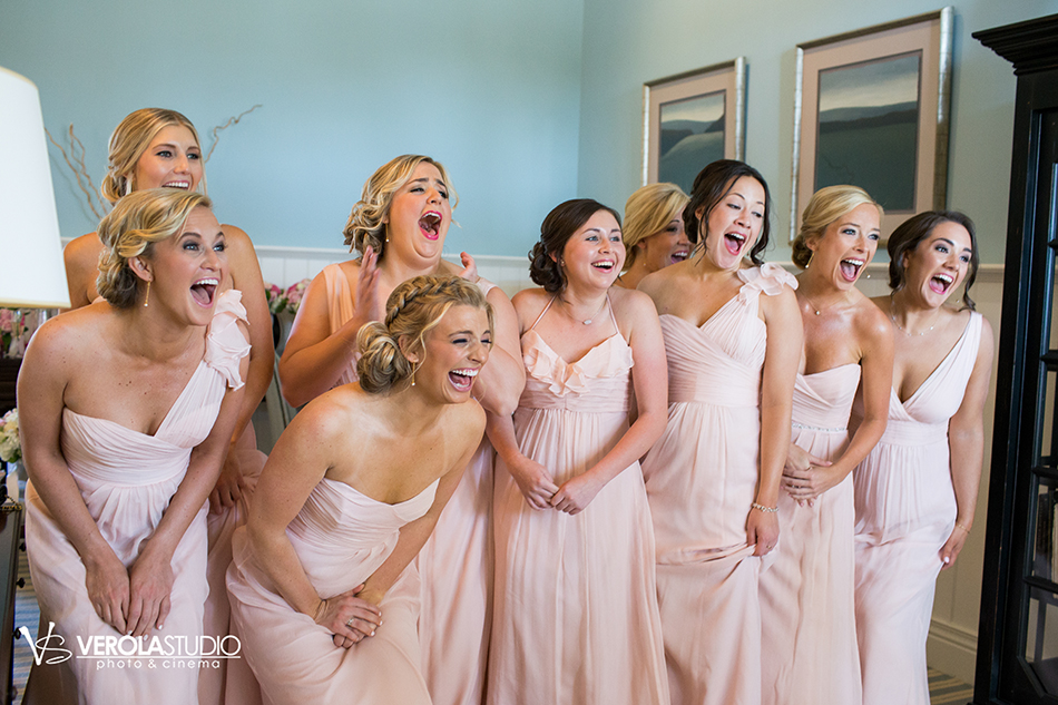 bridesmaids first look 