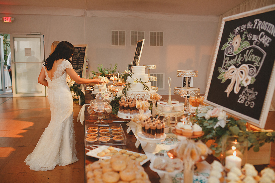 wedding dessert bar