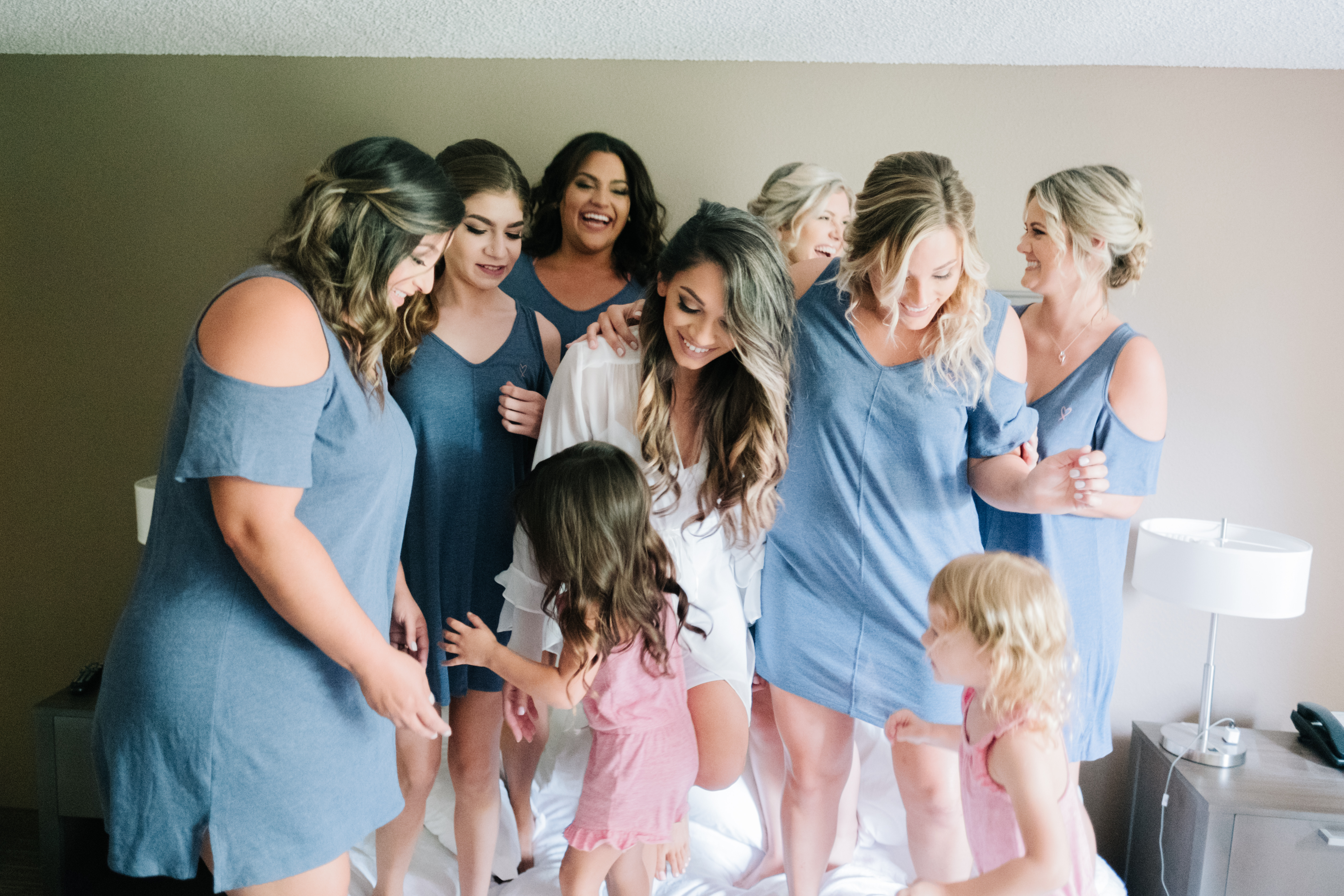 bridesmaids getting ready 