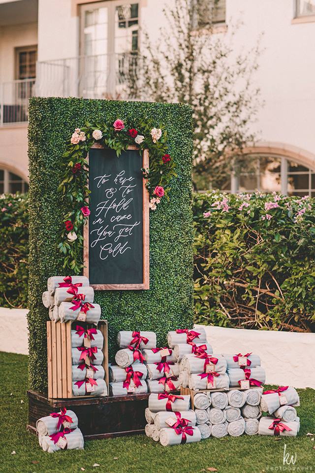 aar weddings outdoor ceremony blankets 